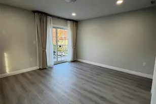 353 E 17th St, Brooklyn, NY 11226 - Photo 9
