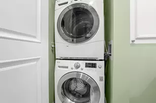 25-19 35th St, Astoria, NY 11103 - Photo 15