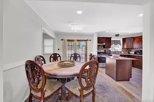 2927 Brower Ave, Oceanside, NY 11572 - Photo 9