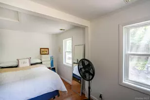 156 Washington Heights Ave, Hampton Bays, NY 11946 - Photo 15