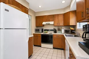 65 Cottonwood Ct, Wantagh, NY 11793 - Photo 13