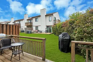 65 Cottonwood Ct, Wantagh, NY 11793 - Photo 19