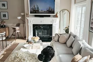 56 Ocean Watch Ct, Freeport, NY 11520 - Photo 3