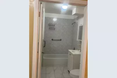 3941 Laconia Avenue, Bronx, NY 10466 - Photo 7