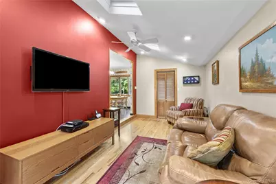 103 Cherrytree Lane, Roslyn Heights, NY 11577 - Photo 15