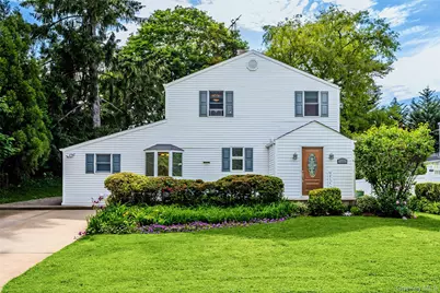 103 Cherrytree Lane, Roslyn Heights, NY 11577 - Photo 1