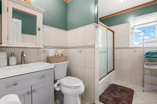 51 Atlantic Ave, Freeport, NY 11520 - Photo 15