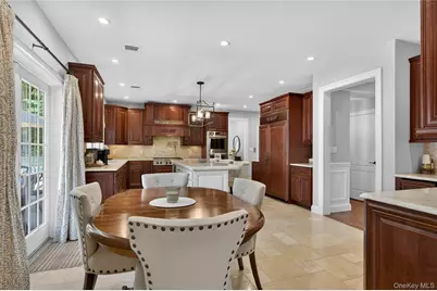 261 Harbor Road, Cold Spring Harbor, NY 11724 - Photo 11