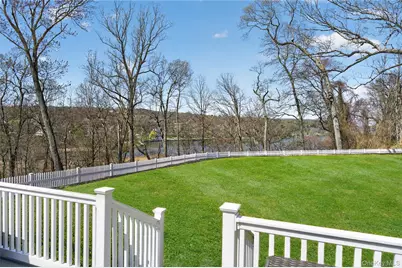 261 Harbor Road, Cold Spring Harbor, NY 11724 - Photo 35