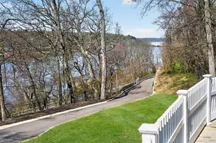 261 Harbor Rd, Cold Spring Harbor, NY 11724 - Photo 37
