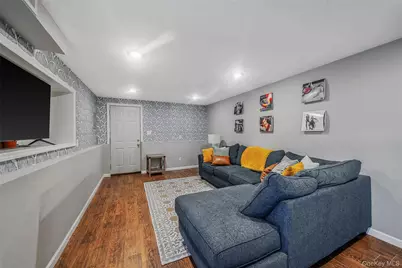 191 Grove Street, Port Jefferson Station, NY 11776 - Photo 11