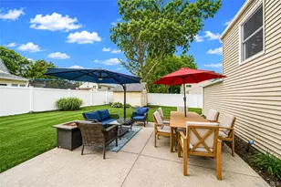 191 Grove St, Port Jefferson Station, NY 11776 - Photo 5