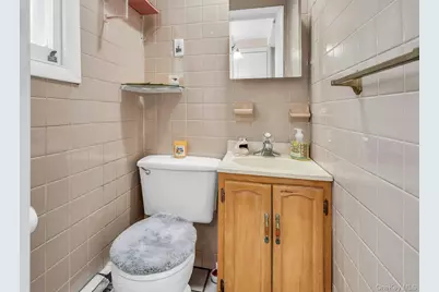 4612 Fayette Place, Great Neck, NY 11020 - Photo 11