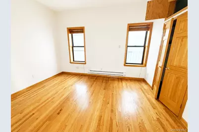 [Address not provided], Rockville Centre, NY 11570 - Photo 3