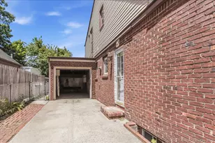 588 Adams Ave, West Hempstead, NY 11552 - Photo 19