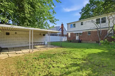 116 Prague Street, Valley Stream, NY 11580 - Photo 5