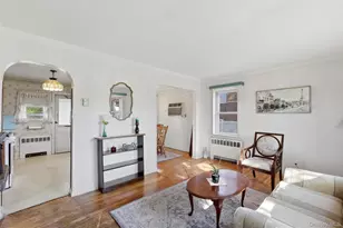 116 Prague St, Valley Stream, NY 11580 - Photo 7