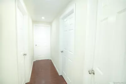 144 Carleton Avenue, Islip Terrace, NY 11752 - Photo 17