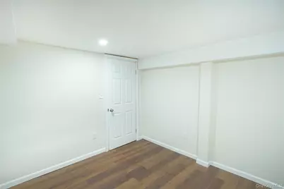 144 Carleton Avenue, Islip Terrace, NY 11752 - Photo 35