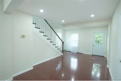 144 Carleton Avenue, Islip Terrace, NY 11752 - Photo 3