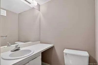 800 Willis Avenue #119, Albertson, NY 11507 - Photo 15