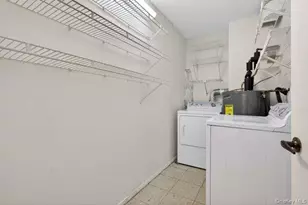 800 Willis Ave, Albertson, NY 11507 - Photo 23
