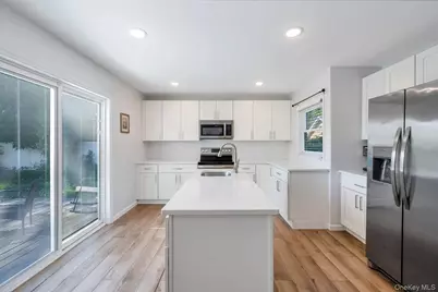 5 Hawkins Avenue, Smithtown, NY 11787 - Photo 11