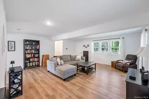 5 Hawkins Ave, Smithtown, NY 11787 - Photo 9