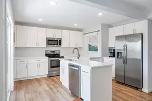 5 Hawkins Ave, Smithtown, NY 11787 - Photo 13