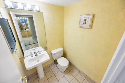 83 Kristin Lane, Hauppauge, NY 11788 - Photo 13