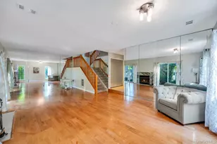83 Kristin Ln, Hauppauge, NY 11788 - Photo 9