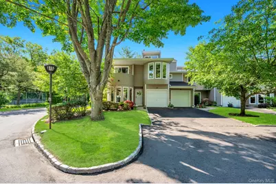 83 Kristin Lane, Hauppauge, NY 11788 - Photo 3