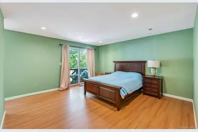 83 Kristin Lane, Hauppauge, NY 11788 - Photo 27