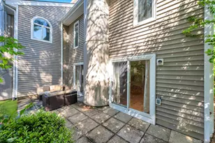 83 Kristin Ln, Hauppauge, NY 11788 - Photo 39