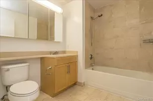 40-22 College Point Blvd, Flushing, NY 11354 - Photo 15