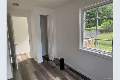 103 N Pierpont Avenue, Newburgh, NY 12550 - Photo 9
