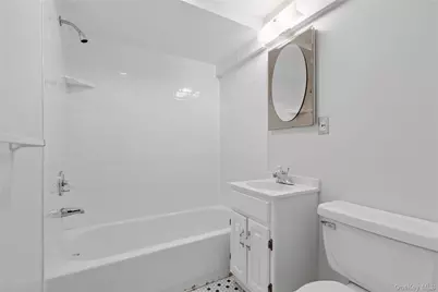 38 Westerly Lane, Thornwood, NY 10594 - Photo 17