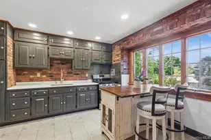 17 Joyce Dr, Riverhead, NY 11901 - Photo 7