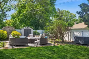 17 Joyce Dr, Riverhead, NY 11901 - Photo 25