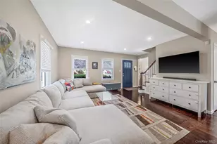7 Spruce Dr, East Northport, NY 11731 - Photo 15