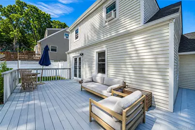 7 Spruce Drive, East Northport, NY 11731 - Photo 7