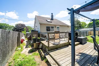 1406 Coates Avenue, Holbrook, NY 11741 - Photo 23
