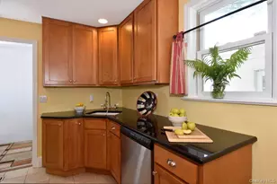 462 Bronxville Rd, Bronxville, NY 10708 - Photo 11