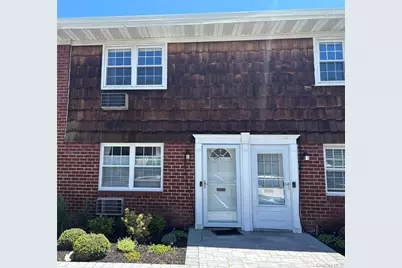 1 Anchorage Lane #2B, Oyster Bay, NY 11771 - Photo 1