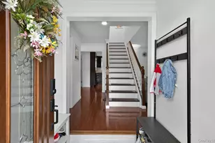 51 Chestnut St, Westbury, NY 11590 - Photo 3