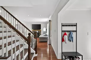 51 Chestnut St, Westbury, NY 11590 - Photo 19