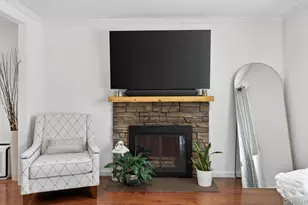 51 Chestnut St, Westbury, NY 11590 - Photo 5