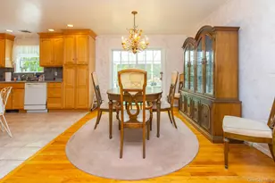 41 W Old Farm Rd, Hopewell Junction, NY 12533 - Photo 13
