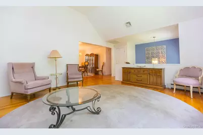 41 W Old Farm Road, Hopewell Junction, NY 12533 - Photo 11