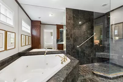 142 Rockaway Avenue, Garden City, NY 11530 - Photo 15